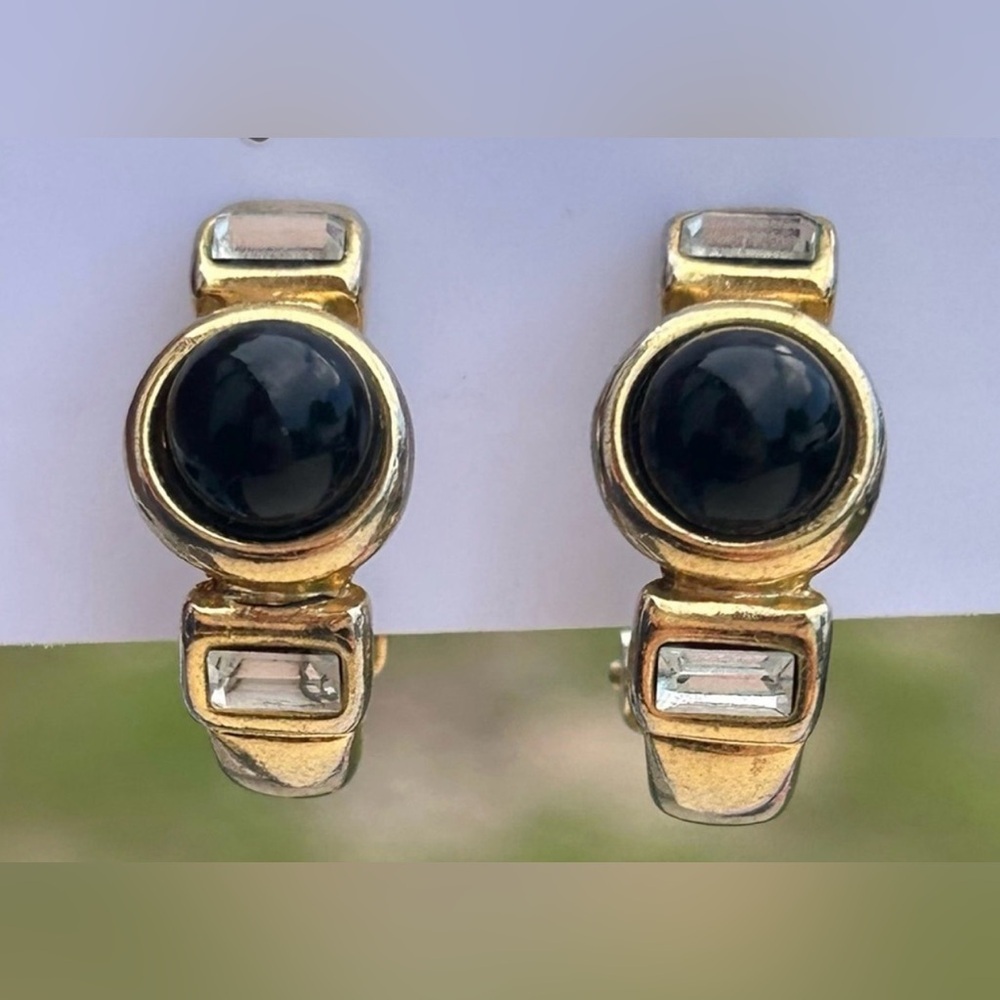 Vintage Black Cabochon Rhinestone Clip Earrings Gold Hoop Earrings Minimalist - Picture 3 of 7
